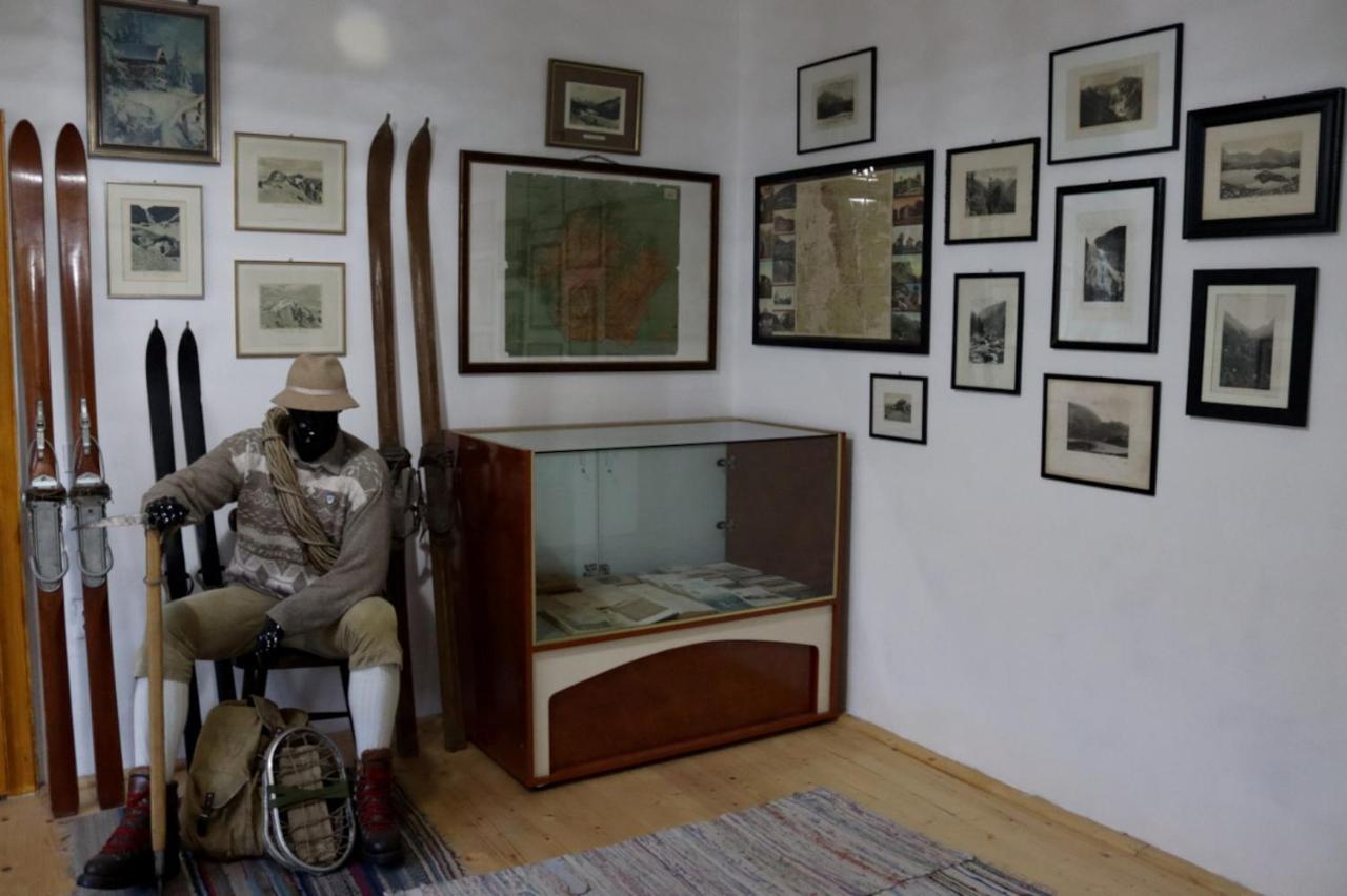 Galeria Turismului Montan Guest House Cîrţişoara Eksteriør bilde