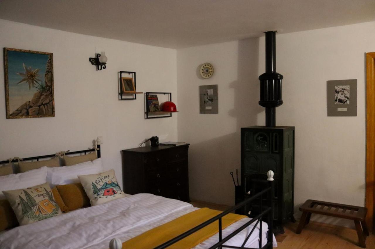 Galeria Turismului Montan Guest House Cîrţişoara Eksteriør bilde